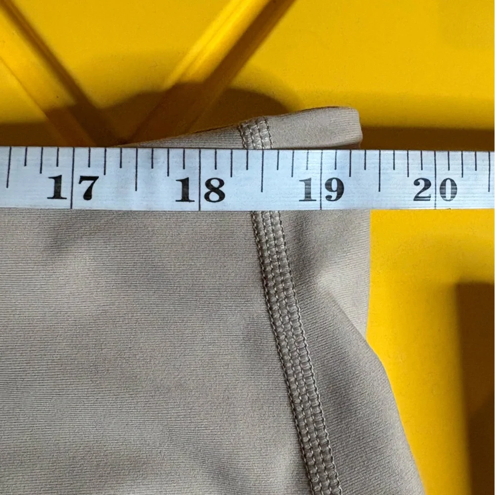 Old Navy Active Powersoft High Rise Beige Jogger Pants Size 2X NWT - Picture 10 of 11